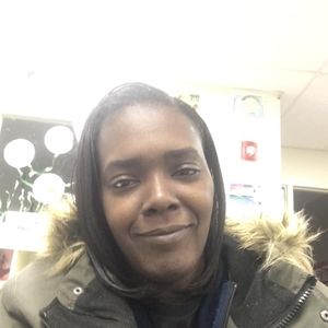 Meet your Posher, Val